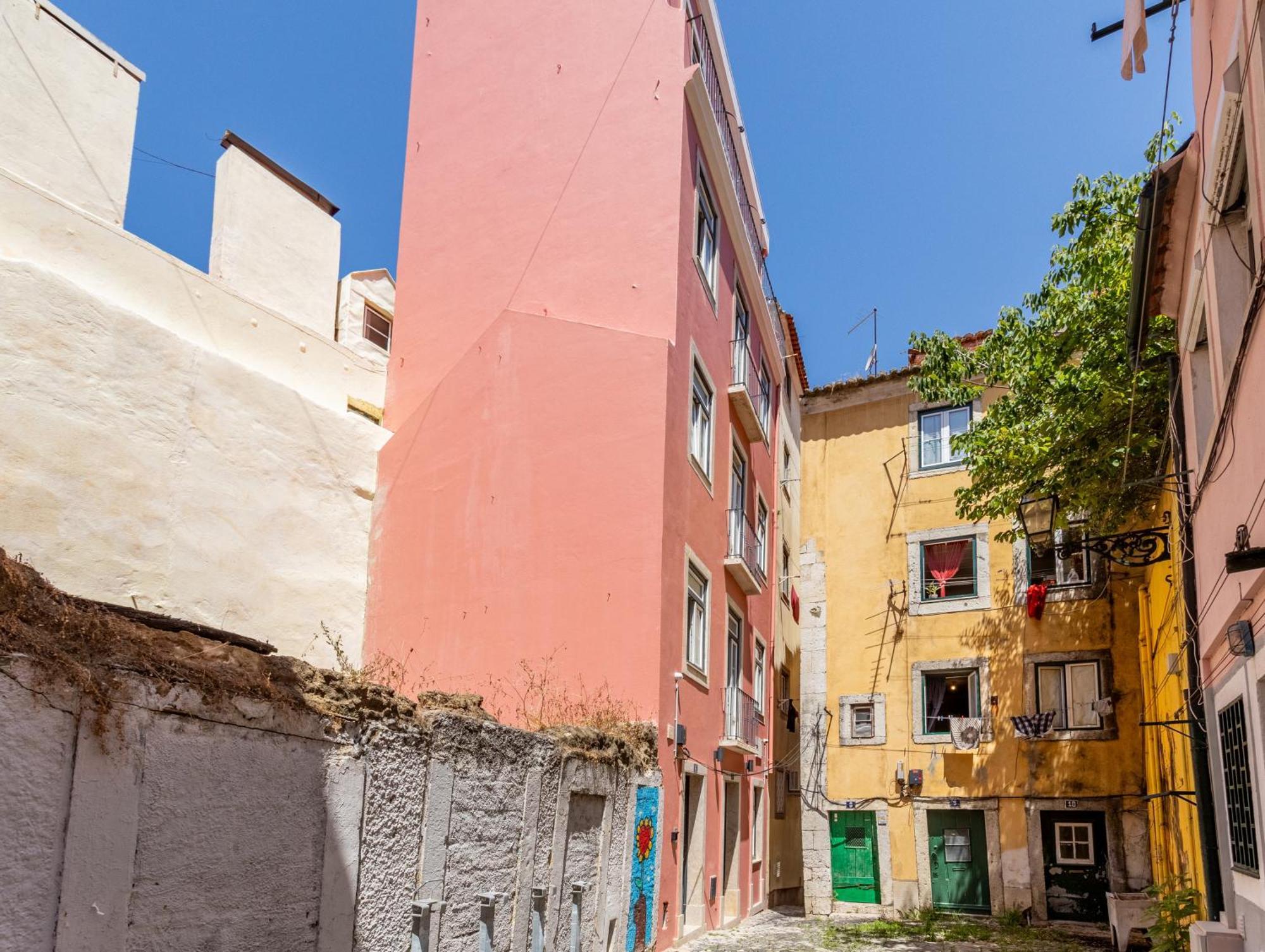 Gralhas Suites Lisboa Exterior foto